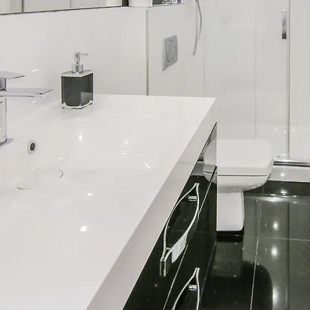 Nice In With Kitchen *